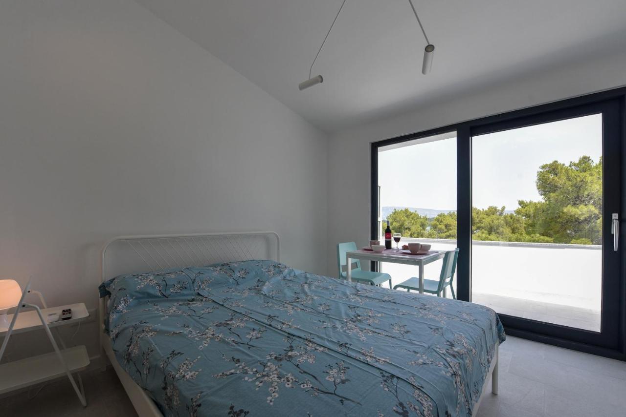 Lazaneo Seafront Apartments, 젤사 외부 사진