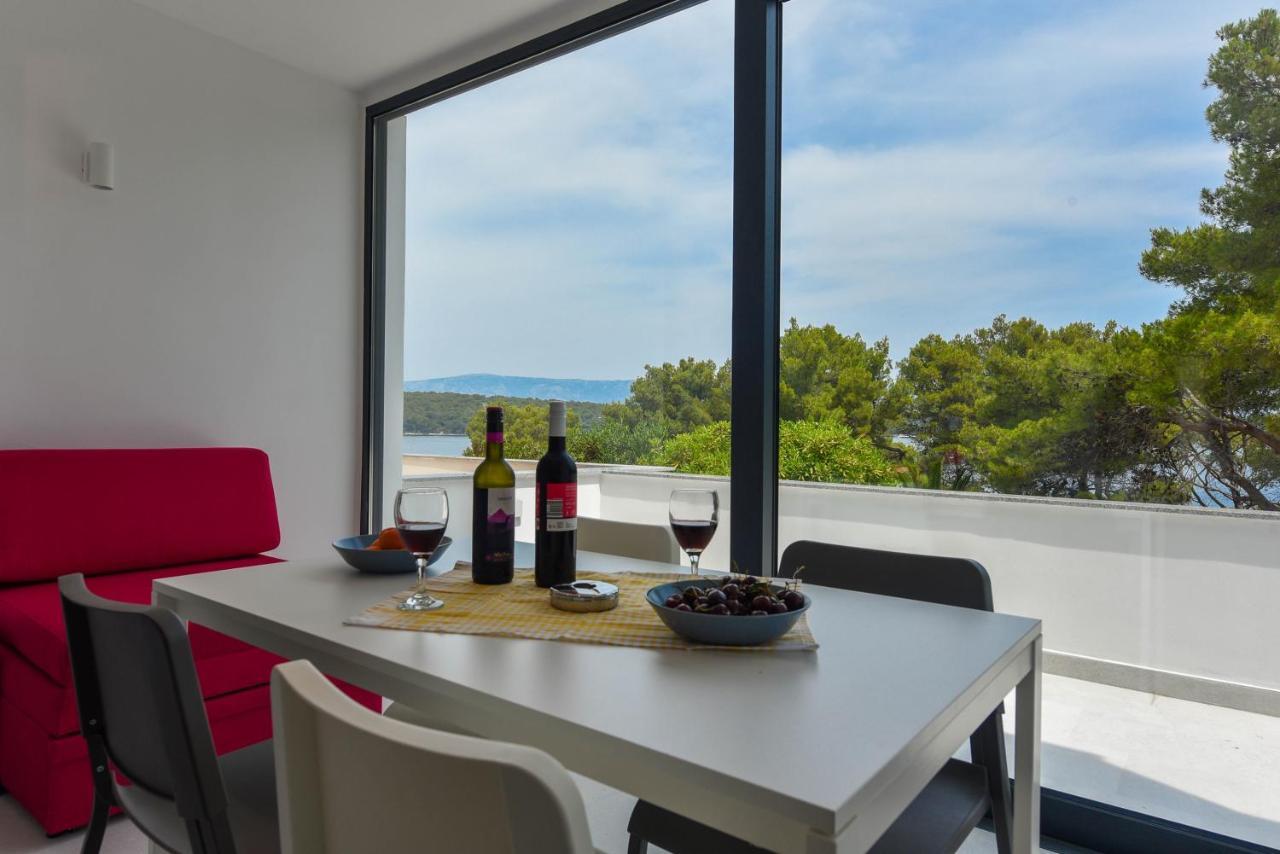 Lazaneo Seafront Apartments, 젤사 외부 사진